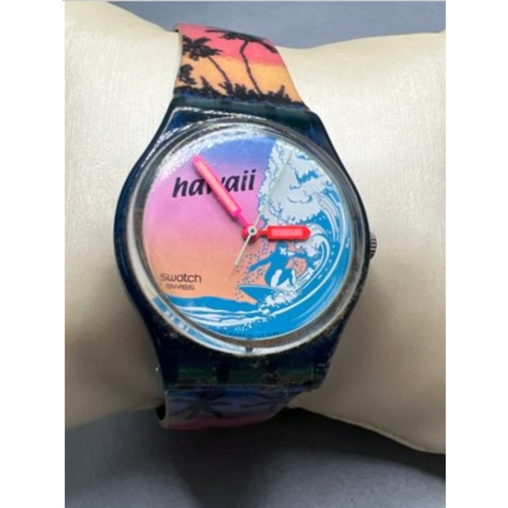 GN188 Swatch Hawaii Tropical Delight Watchā Vintage 1991 Surfer Wave Palm Tree